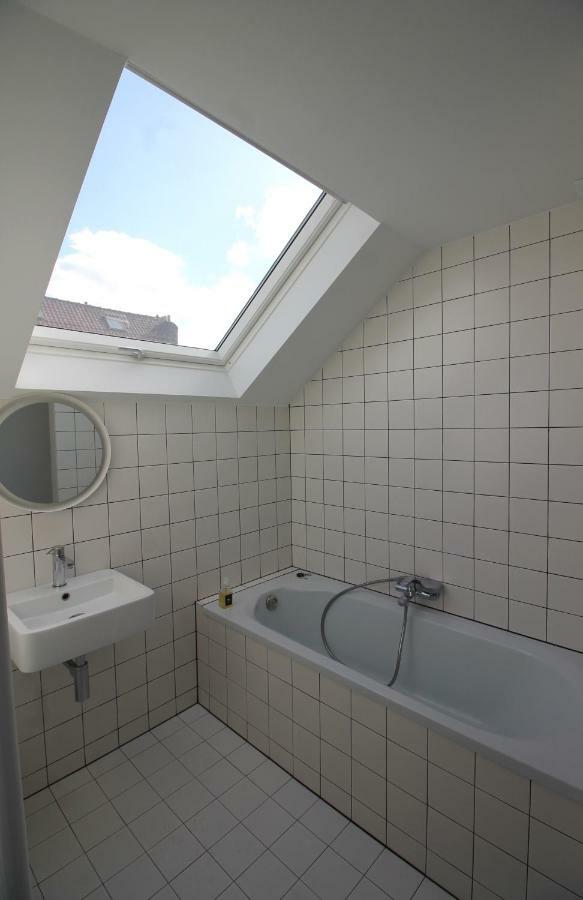 Canopee Guesthouse Ixelles Exterior foto